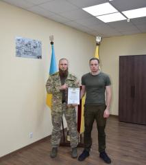 Міський голова отримав подяку від командування добровольчого батальйону імені Шейха Мансура